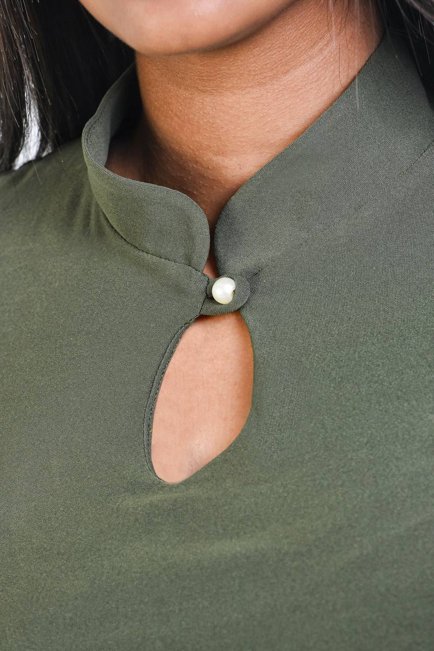 Pearl Collar Top